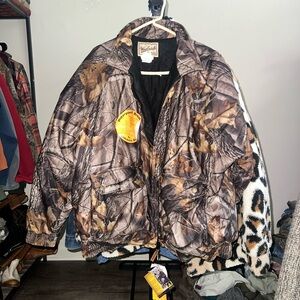 NWT Woolrich Camouflage Outdoor Guide Jacket Size XL